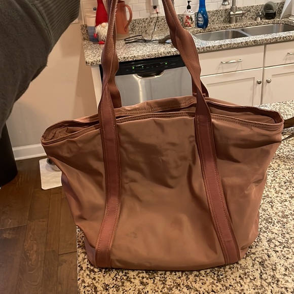 Lululemon Work/Gym Bag - Picture 3 of 6
